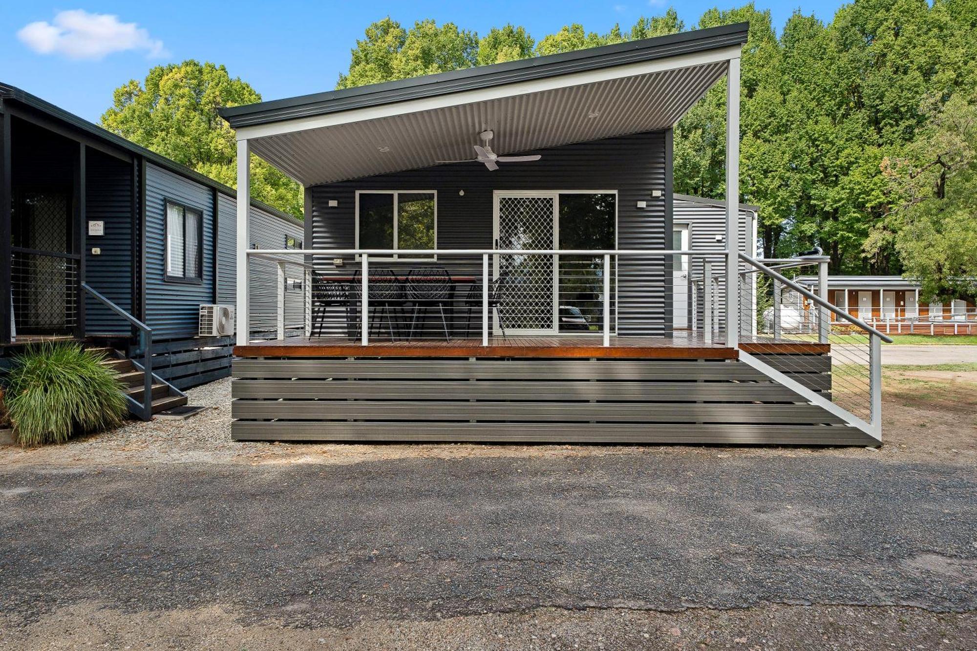 Myrtleford Holiday Park 외부 사진