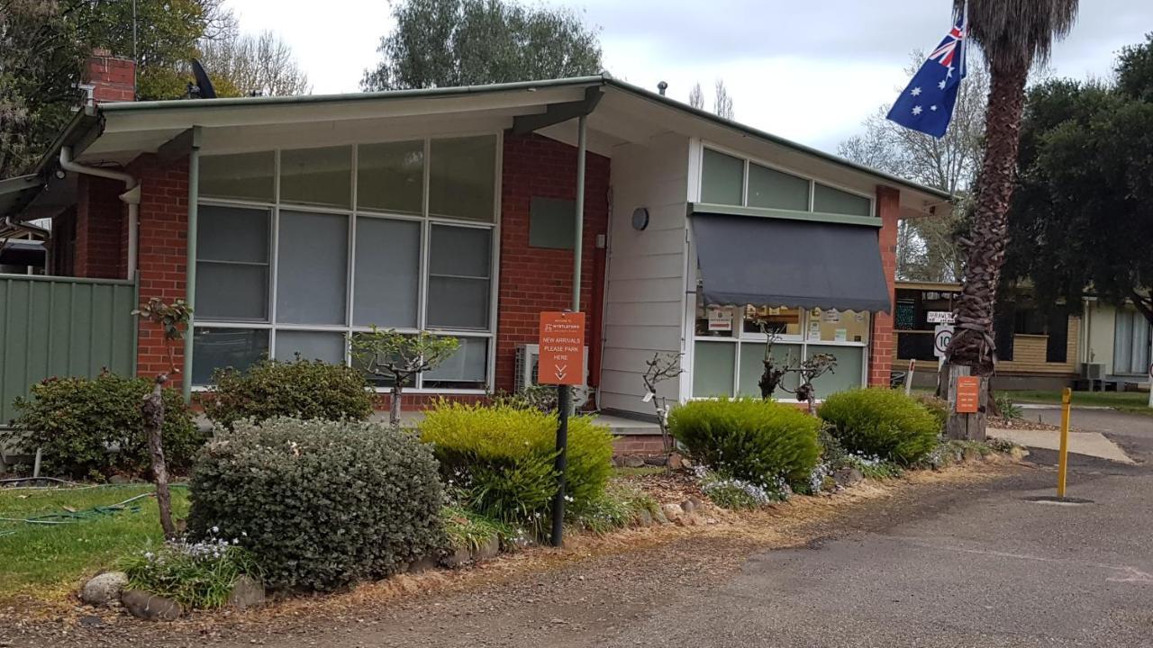 Myrtleford Holiday Park 외부 사진